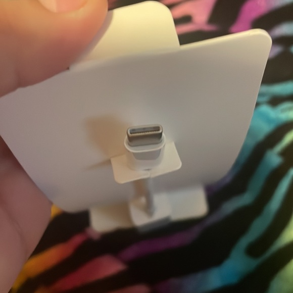 ORIGINAL APPLE USB-C to USB Adapter - Picture 7 of 7